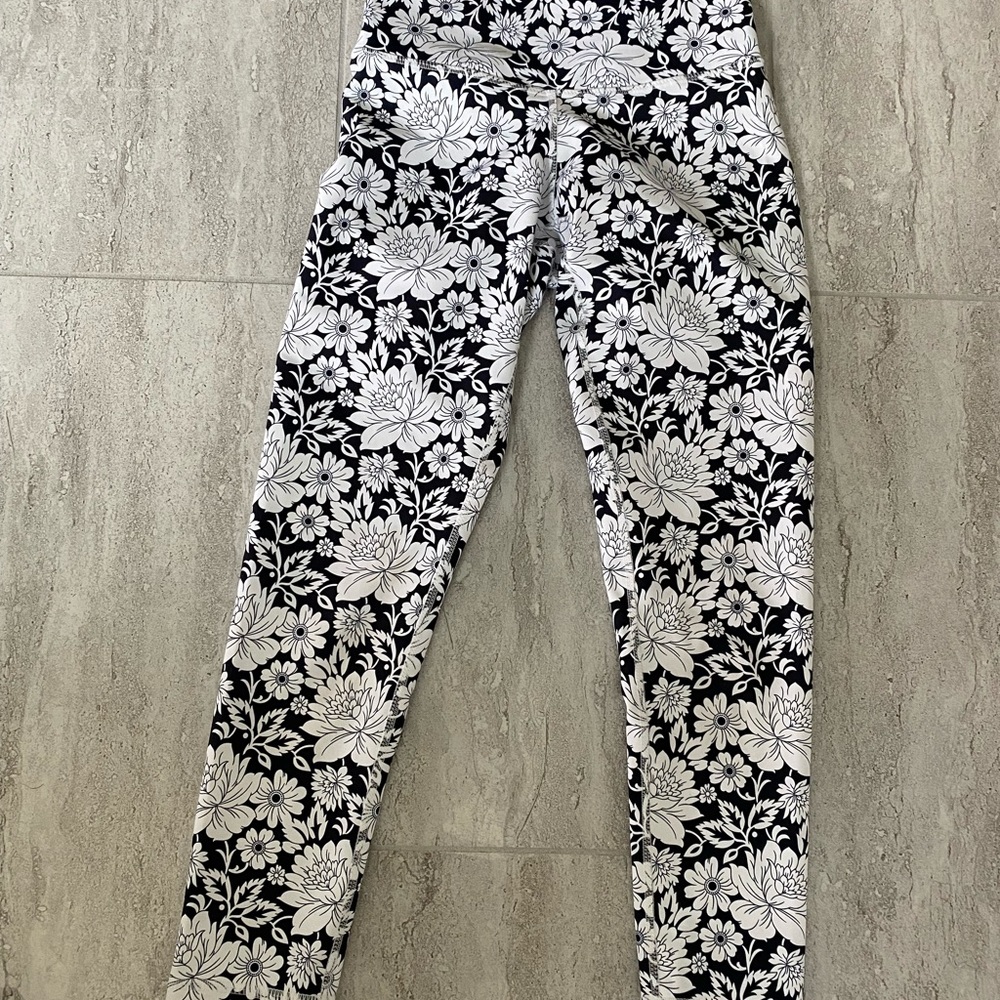 Brand new without tags leggings